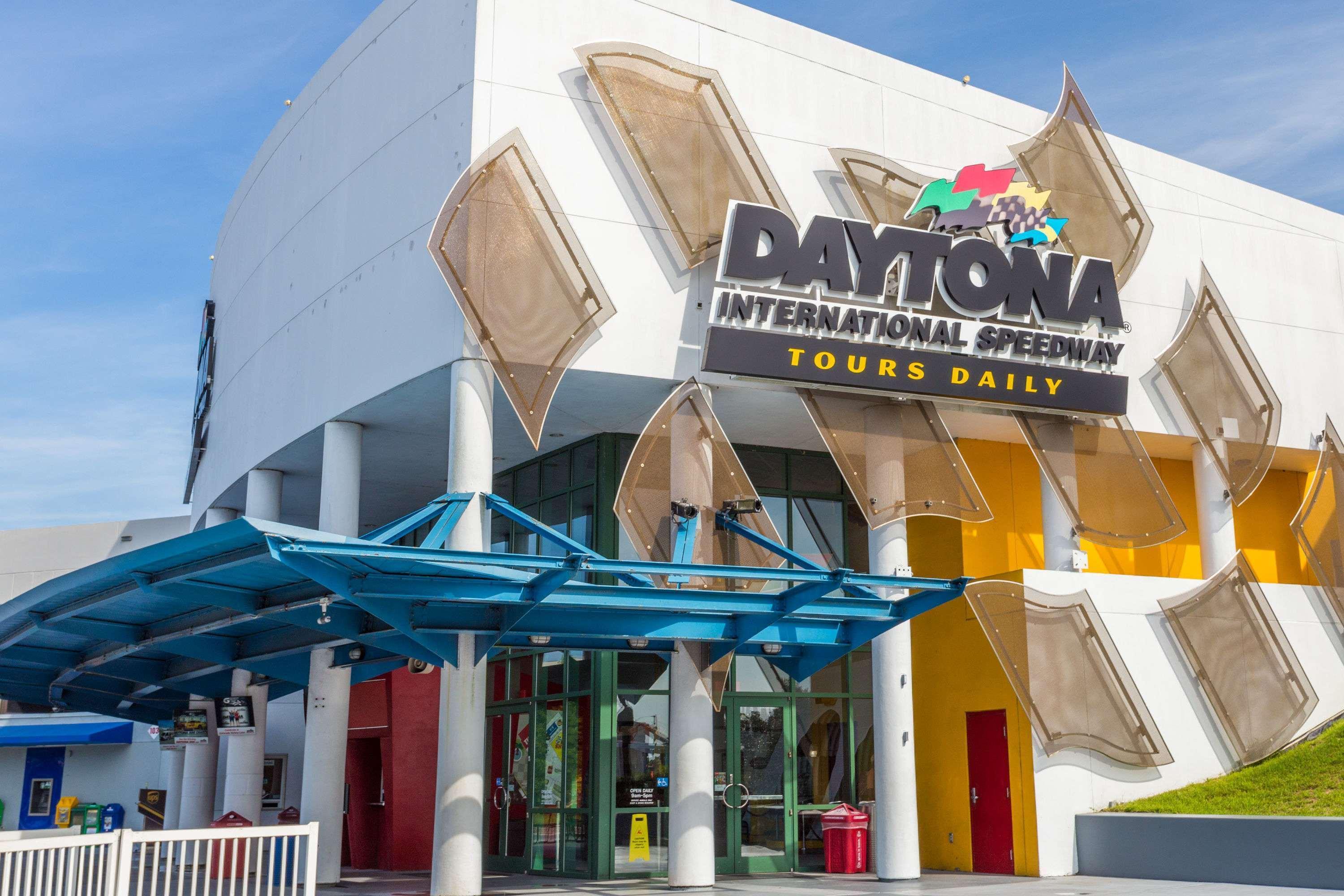 Super 8 By Wyndham Daytona Beach Exterior foto